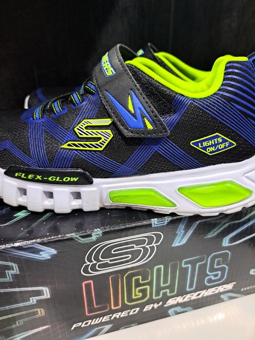 Skechers lights up детски маратонки със светеща подметка