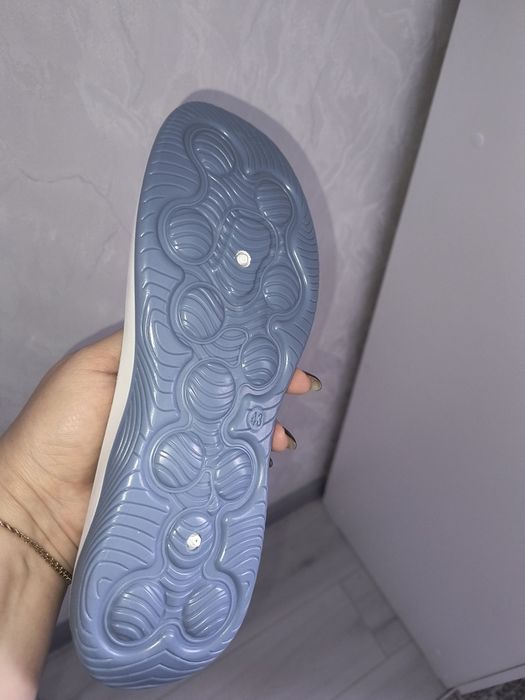 Продам новые мокассины