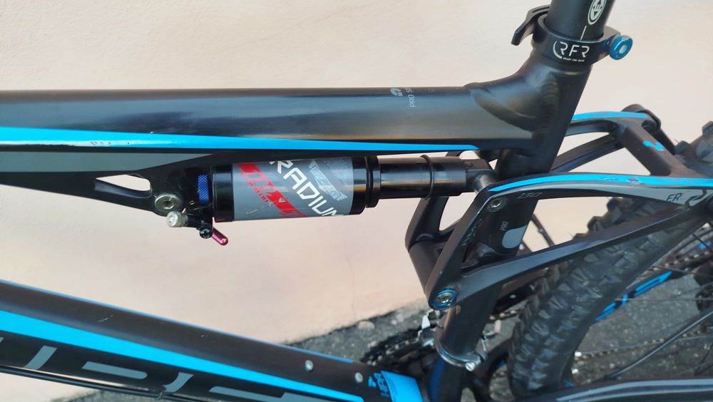 Cube full suspension hidraulica