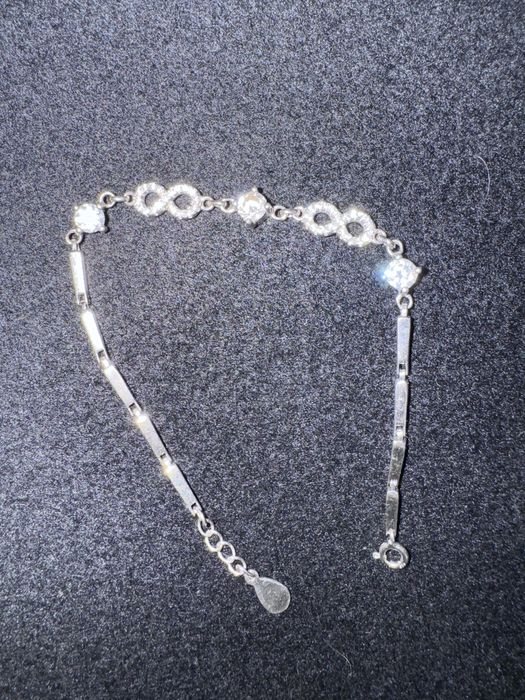 Продам серебрянный браслет