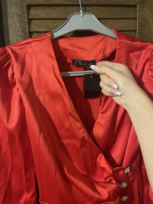 Rochie ocazie cu eticheta