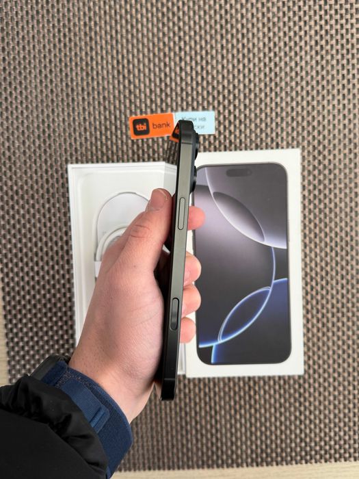 КАТО НОВ! iPhone 16 Pro MAX Лизинг от 30Е/мес MAX Black Titanium 256GB