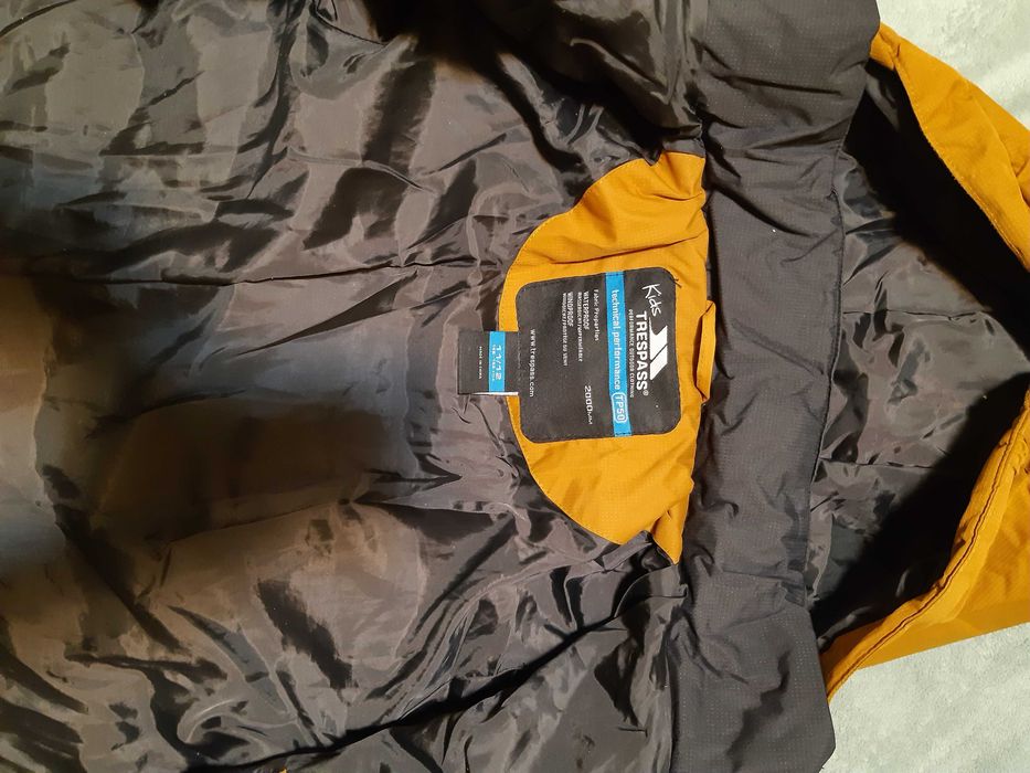 Trespass Geaca impermeabila rezistenta la vant Luddi