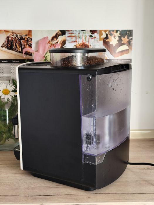 Espressor KRUPS  EA8105