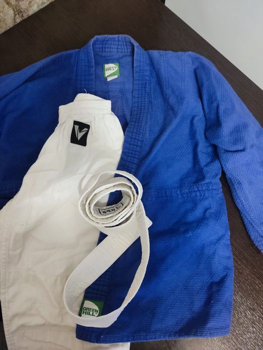 Кимоно дзюдо синего цвета