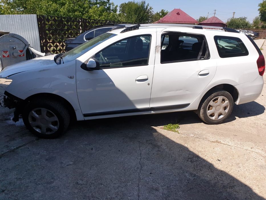 Dezmembrez Logan mcv  0.9 tce 2014  alb