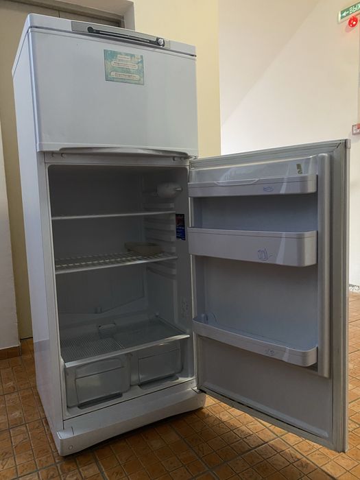 Продам холодильник Indesit ST 145.028