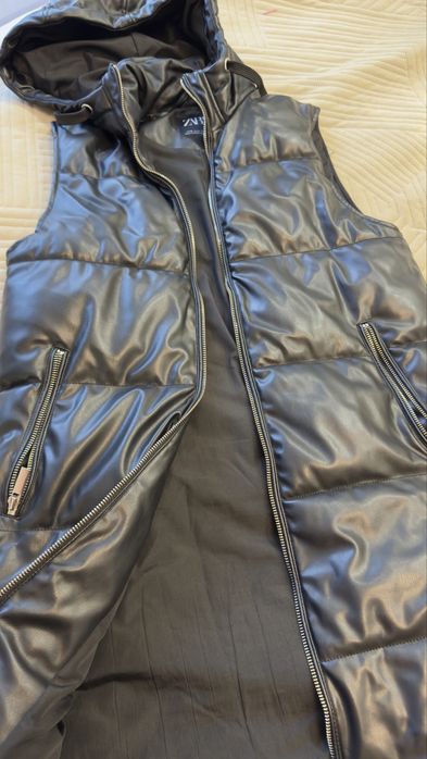 Продам жилетку Зара