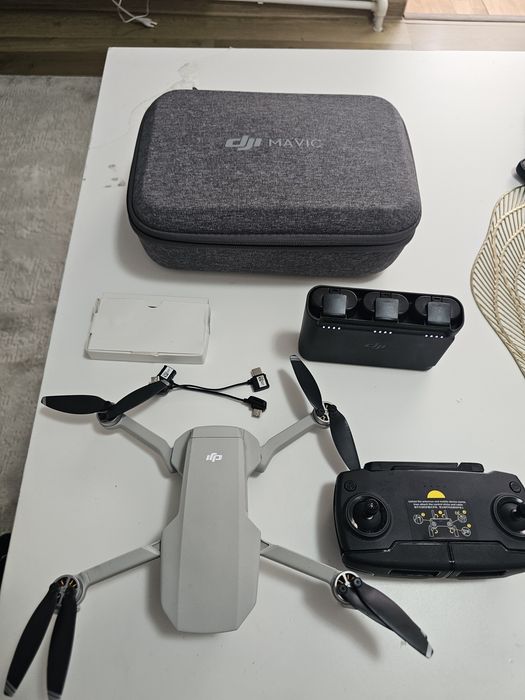 DJI Mavic Mini + accesorii