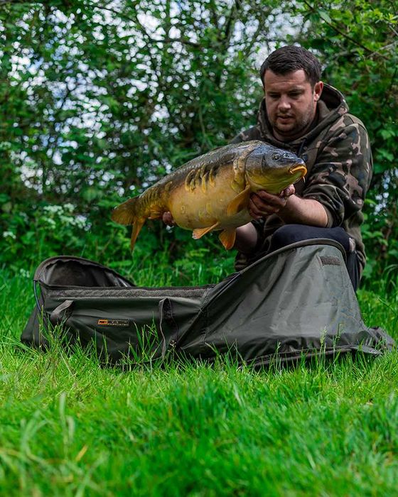 Намаление! Карп дюшек Fox Easy Mat XL