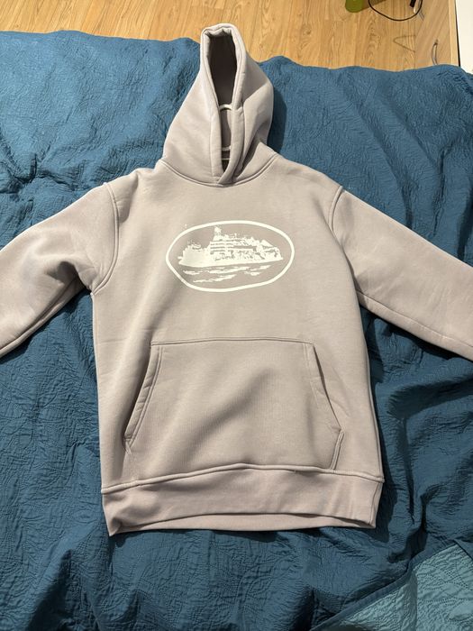 Продавам суитшърт на Corteiz