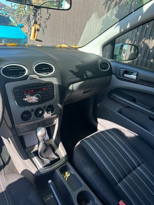 FORD Focus 2010 — imagine 2
