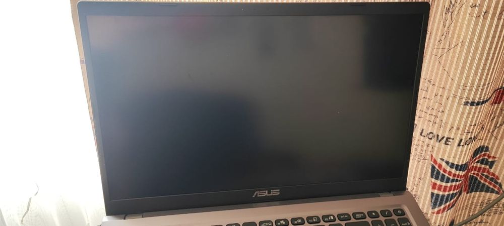 Asus x515F 1TB  15.6 диагональ