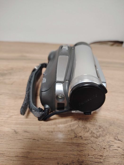 Видеокамера Panasonic NV-GS57, Optical zoom 30x