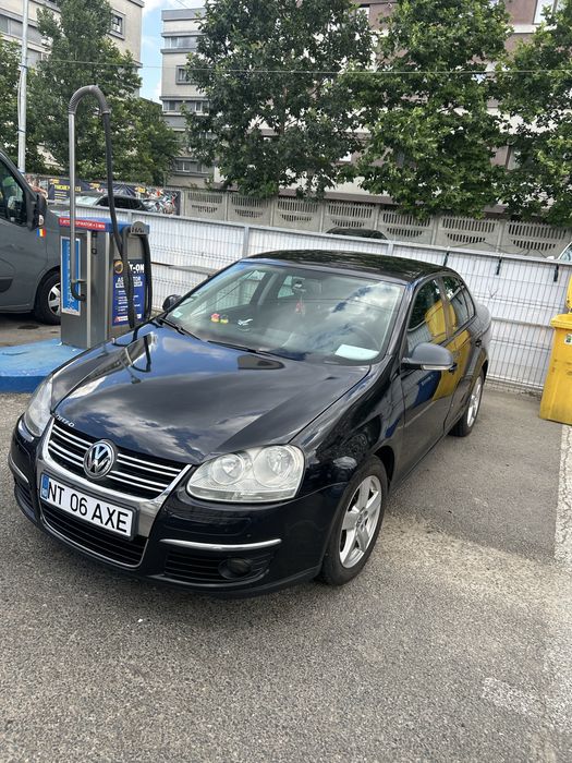 VOLKSWAGEN Jetta 2010 — imagine 3