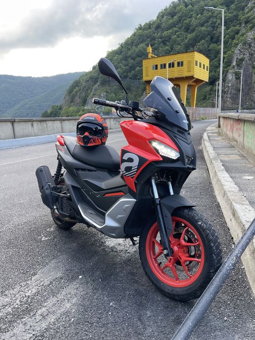 Aprilia SR GT 200 Sport