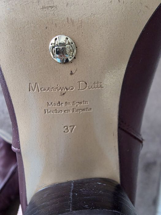 Ботуши Massimo Dutti в актуалния винен цвят 37 номер