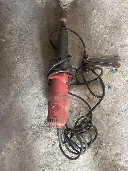 Polizor drept Milwaukee 5196 profesional 11A