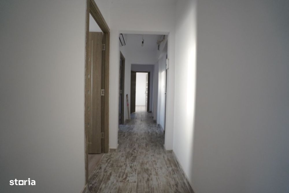 Proprietar – Vând Apartament Cu 3 Camere,Zona Șagului,55 Mp,2 Băi