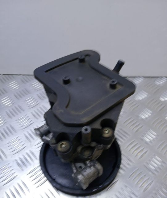 Pompa servodirectie A0034664101 Mercedes-Benz C-Class W203/S203/CL203