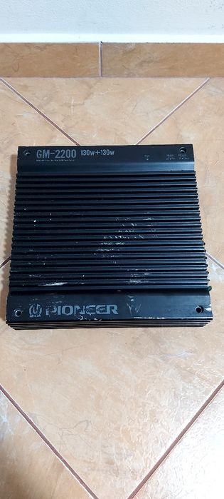 Casetofon auto  și amplificator Pioneer