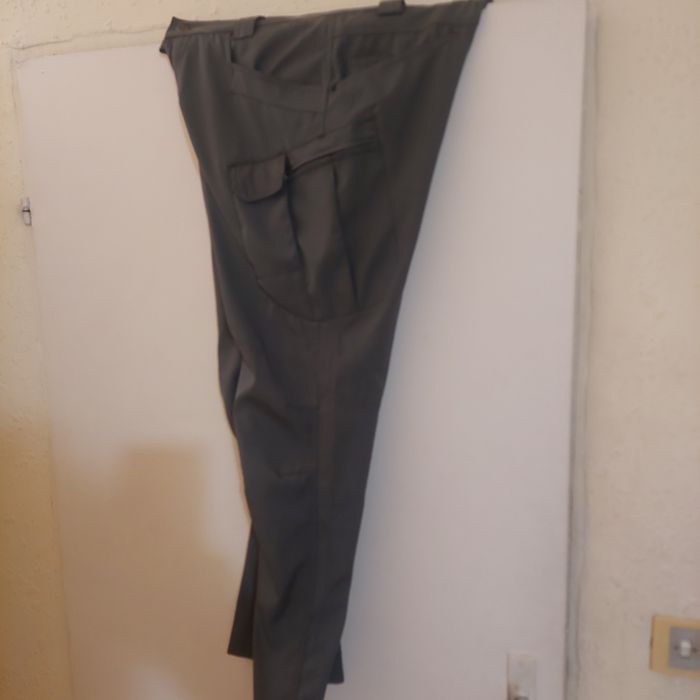 Продавам хубави тактически карго панталонип