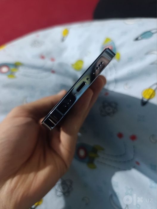 Iphone 13 pro  xolati kurib turganizdiy