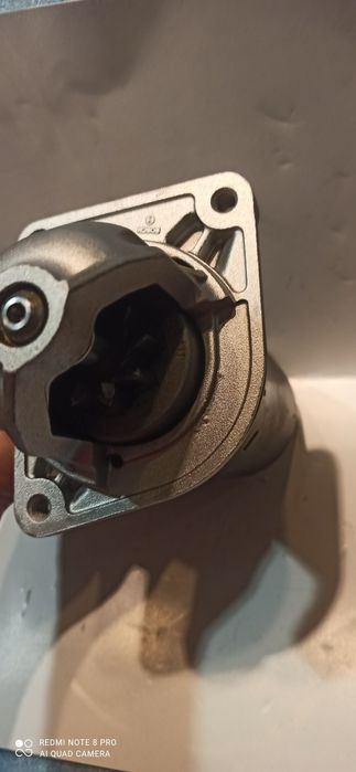 Стартери и алтернатори за всички модели автомобили, бусове и камиони.