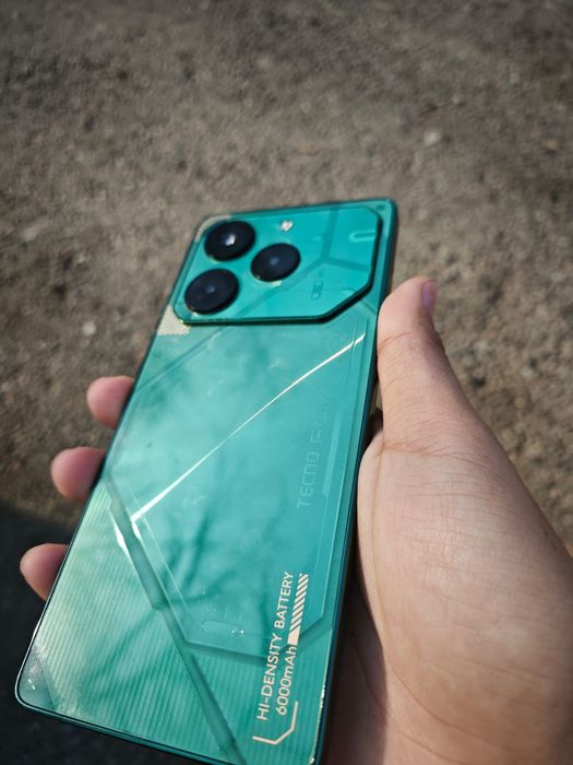 Tecno pova 6 pro 5g