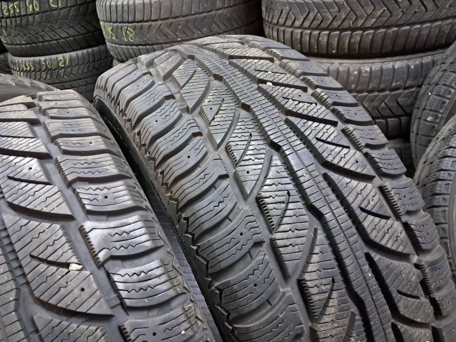 Anvelope second iarna 255 55 R18 Cooper 8mm