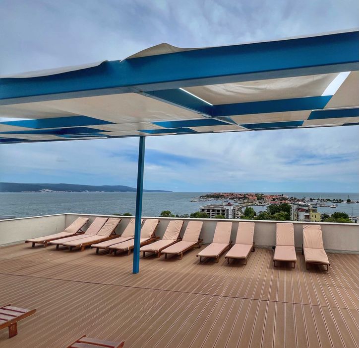 Дървени Шезлонги с масичка