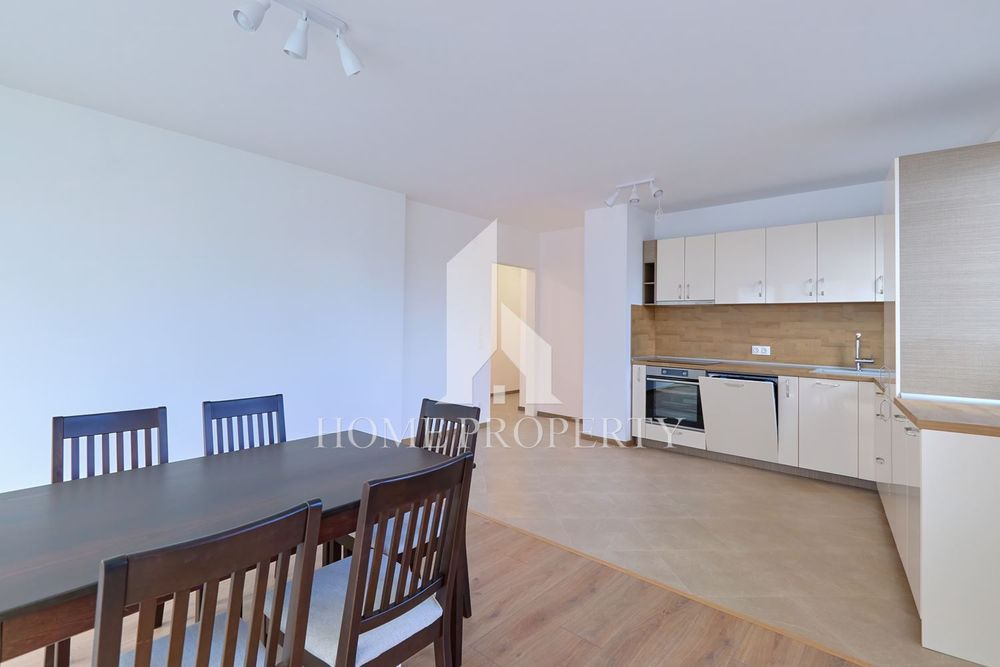 4-стаен в София-Красно Село площ 130 цена 1200