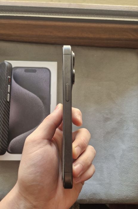 Продам Apple iPhone 15 Pro срочно!