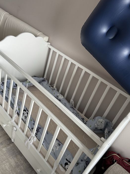 Продам детский манеж.