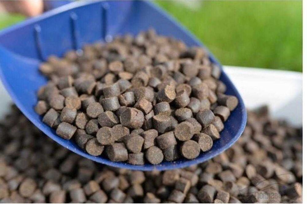 Корм аллер. Корм аллер. Аллер аква корм. Аллер аква корм бронза. Aller aqua корма для рыб.