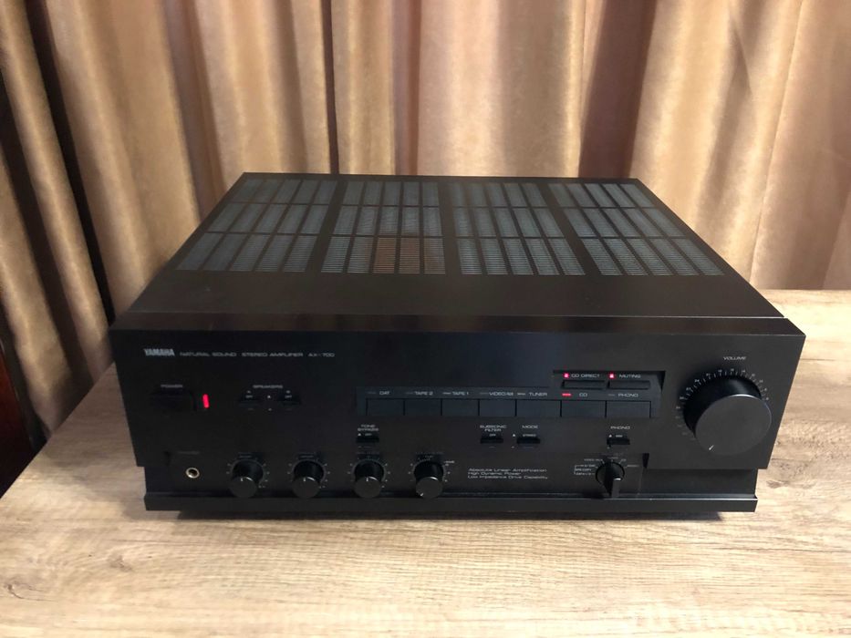 Yamaha AX-700 amplificator stereo, 600W