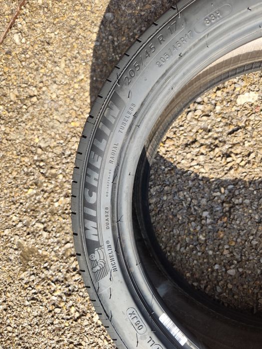205/45/17" 4бр Michelin primacy 4,dot1623,7mm