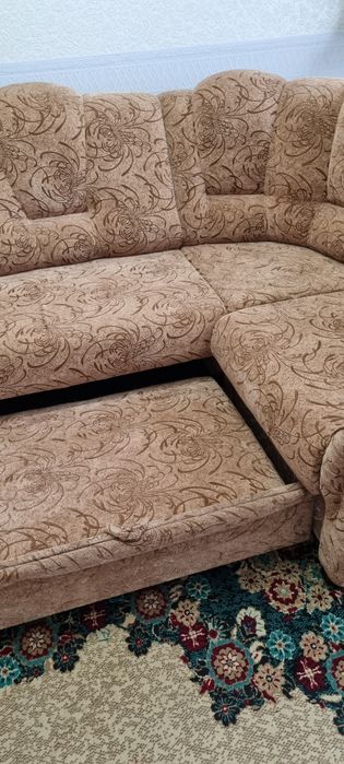 Мягкий угловой диван