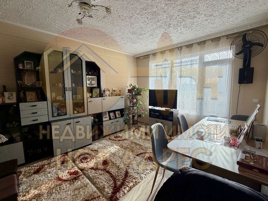 Четиристаен Апартамент , Обзаведен и Ремонтиран , гр. Търговище кв. Запад 3