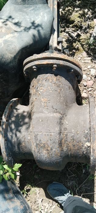 Задвижка 250- 300