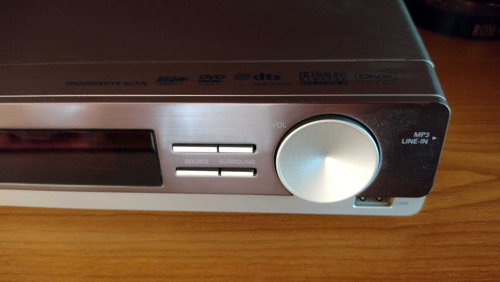 Sistem Home Cinema Philips HTS3154 + 6 boxe, IMPECABIL !!!