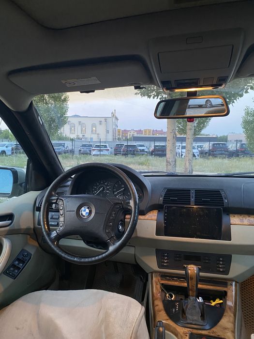 Продам БМВ Х5.