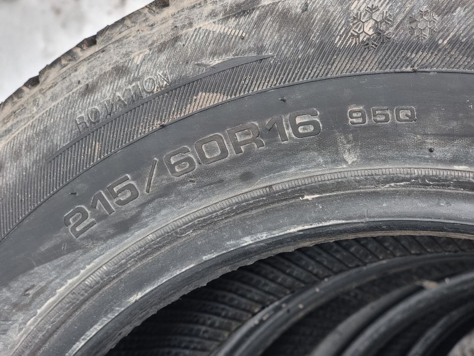 Продам шины б/у 215х60х16