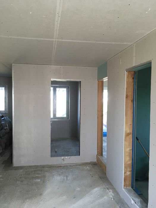 Lucrari constructii interioare