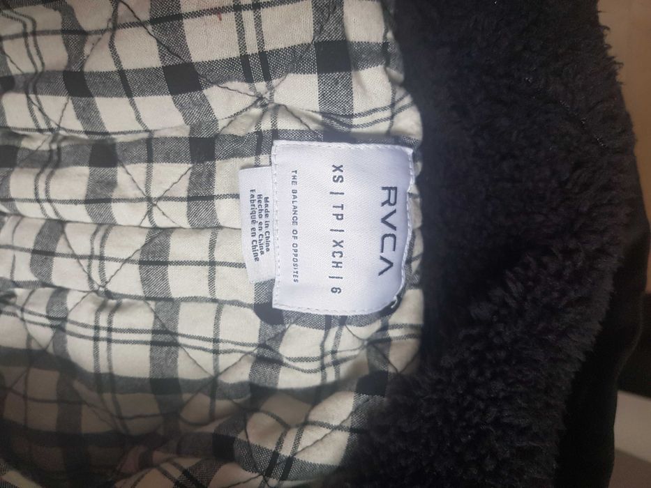 Дамско зимно яке RVCA, ново с етикет