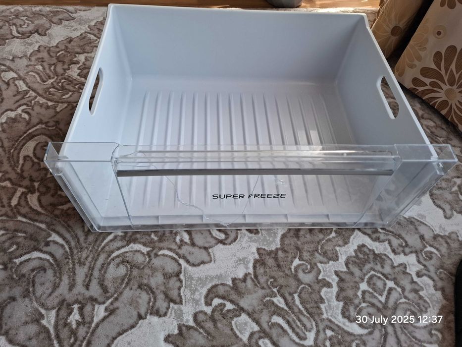 чекмедже за фризерна част на хладилник hotpoint ariston enbgh 19223 fw