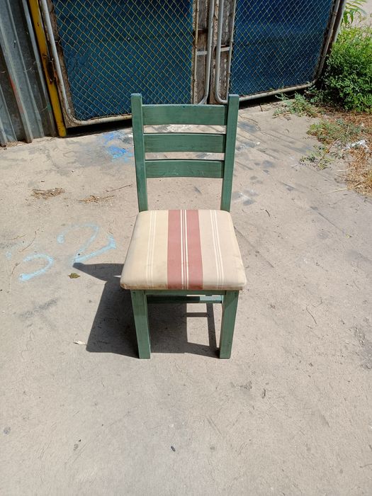 Букови тапицирани столове