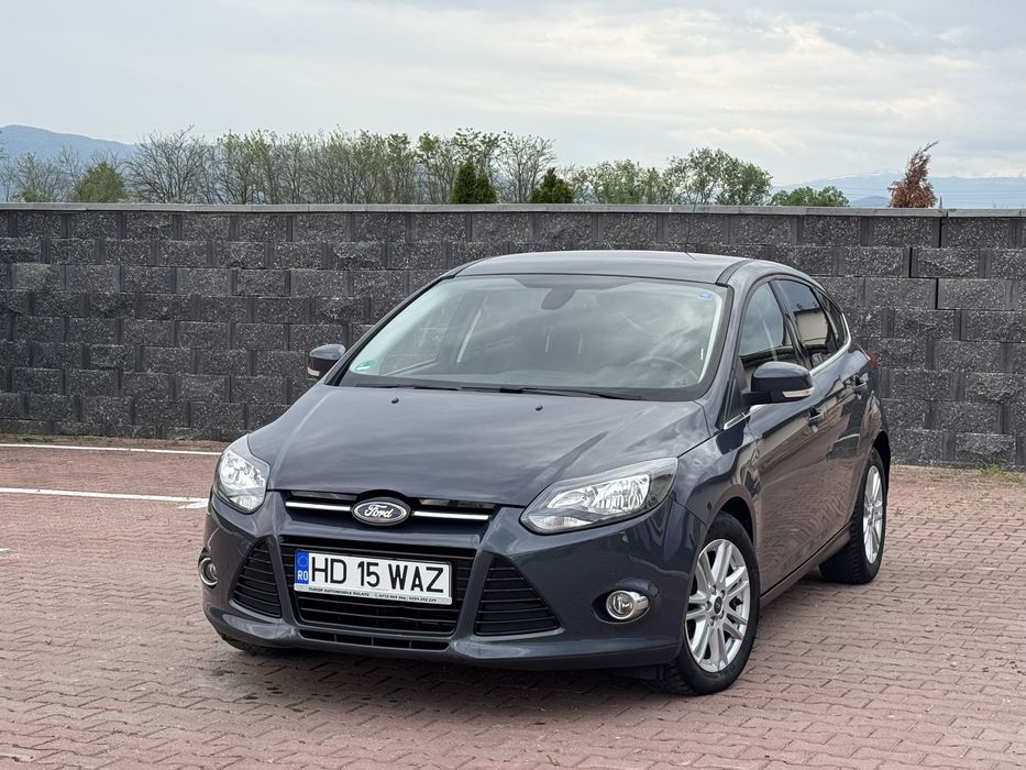 Vând Ford Focus Motor 1.0 Benzină An 2014 Euro 5 Econetic Recent Înmatriculat