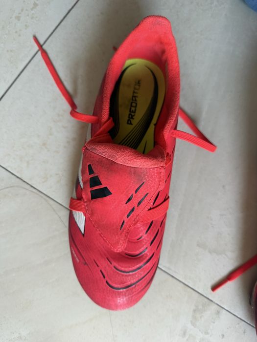 Бутонки Adidas