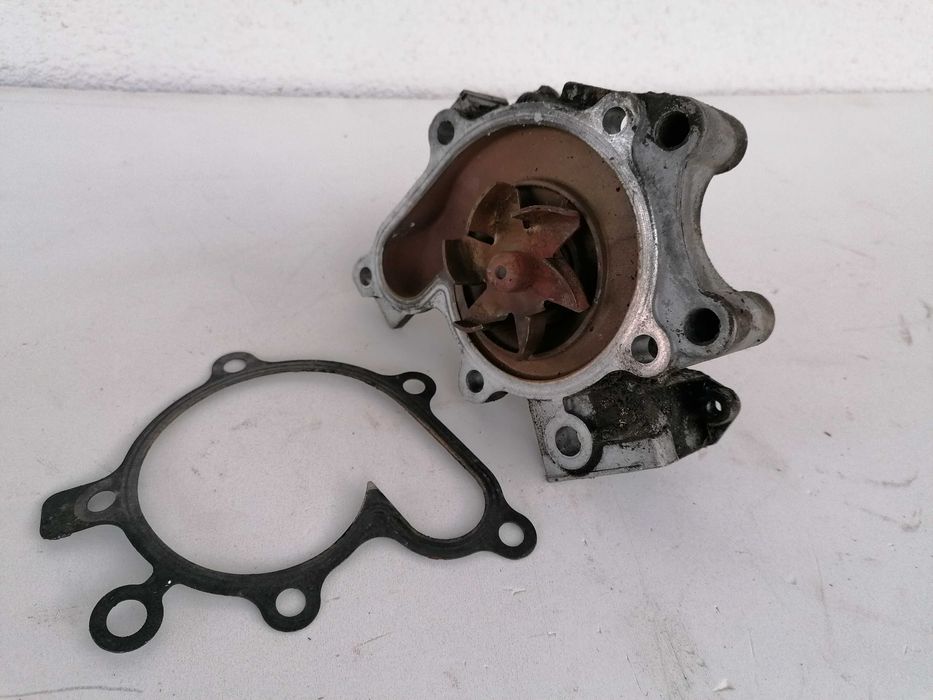 Пружини Мазда и части делко , кабели , мигач ,джанти 14 за 323 , 626